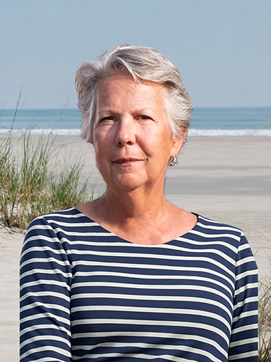 Agent Diane Remy